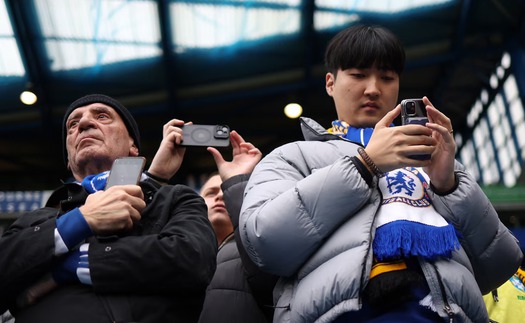 Smartphone thay đổi văn hóa bóng đá ra sao?