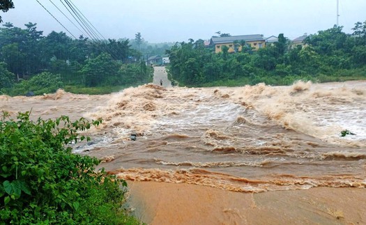 Từ Nam Quảng Trị đến Lâm Đồng và Nam Bộ cục bộ có mưa rất to