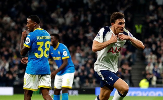 Sao Bayern giúp Tottenham thoát thua ở phút bù giờ thứ 4