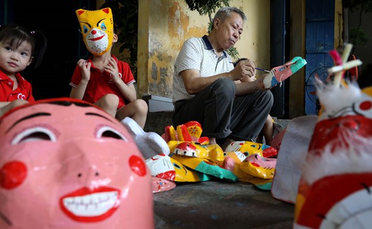 Hưng Yên: Bảo tồn nghề làm đồ chơi Trung thu truyền thống