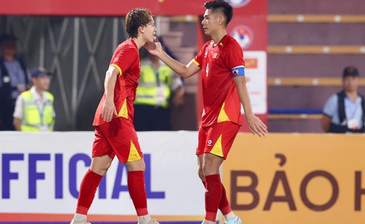 Viktor Lê ‘nghẹn ngào’ khi ghi bàn cho U23 Việt Nam, Hiểu Minh tiết lộ lời dặn của HLV Kim Sang Sik