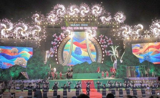 Khai mạc Tuần văn hóa du lịch "Măng Đen – Sắc hồng giữa đại ngàn"