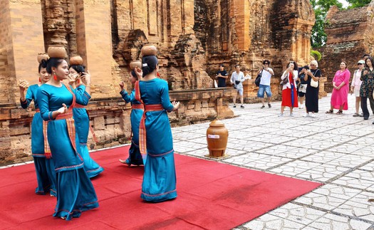 Du lịch Khánh Hòa trong không gian phát triển mới: Biến “khắc nghiệt” thành lợi thế