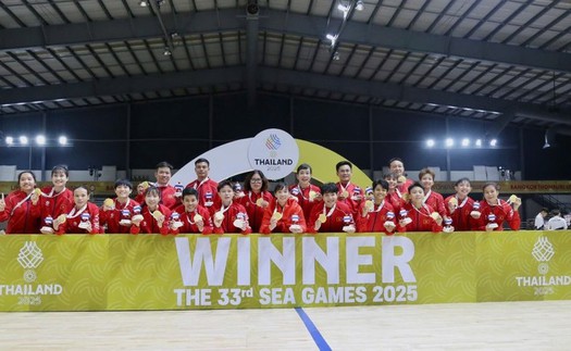 Đội Việt Nam đứng cạnh 3 ĐT dự World Cup ở giải thưởng lớn sau khi giành HCV SEA Games