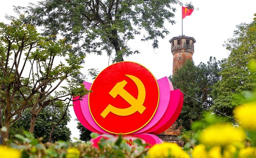 Đại hội XIV của Đảng: Thủ đô Hà Nội rực rỡ cờ hoa