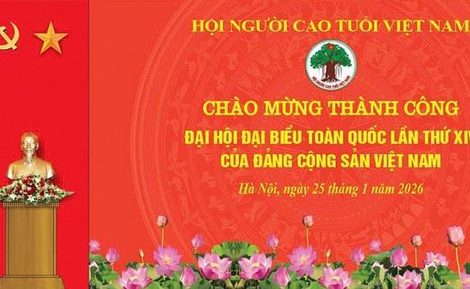 Người cao tuổi chào mừng thành công Đại hội XIV của Đảng