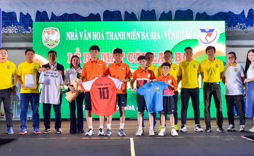 Bóng đá TP.HCM tạo nguồn lực cho tương lai