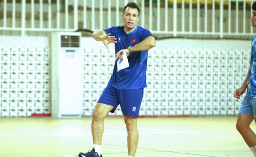 HLV futsal Việt Nam: 'Chúng tôi thích gặp Iraq hơn Indonesia'