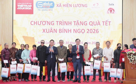 Mang Tết ấm về vùng đất Tổ