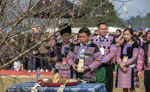 Rộn ràng hội Gầu Tào của đồng bào Mông ở Pà Cò