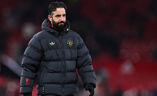 MU tốn bao nhiêu tiền để thuê rồi sa thải HLV Amorim chỉ sau 14 tháng?