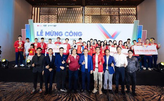 Garena Việt Nam trao tặng hơn 1 tỷ đồng cho đội Thể thao điện tử dự SEA Games 2025