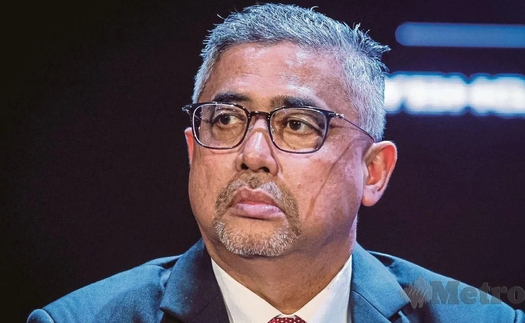 Tương lai Tổng thư ký chưa chắc chắn, FAM mòn mỏi chờ quyết định từ FIFA