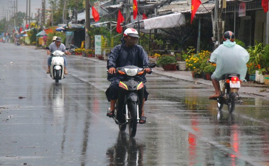 Dự báo thời tiết ngày 11/10: Mưa lớn tại một số khu vực ở Trung Bộ; Nam Bộ có mưa dông chiều tối, biển động mạnh