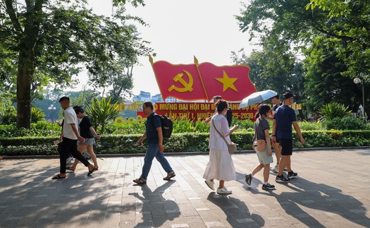 Dự báo thời tiết ngày 14/10: Hà Nội ngày nắng, TP. Hồ Chí Minh chiều tối có mưa dông