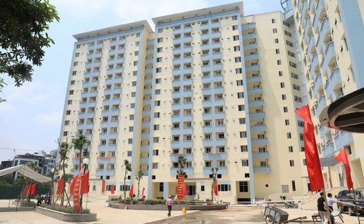 Hà Nội xem xét tình hình phát triển nhà ở xã hội, nhà ở tái định cư