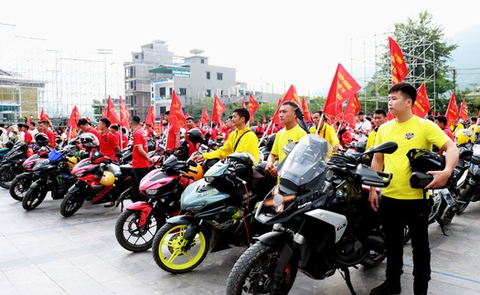 100 xe mô tô chinh phục Mã Pì Lèng, quảng bá du lịch an toàn