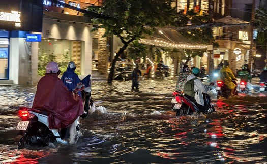 TP. Hồ Chí Minh còn mưa nhiều ngày, dải hội tụ nhiệt đới có xu hướng mạnh lên