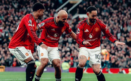 Mưa bàn thắng trên Old Trafford, MU thắng Fulham theo kịch bản không tưởng
