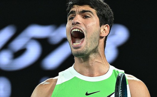 Thắng ngược Djokovic, Alcaraz vô địch Australian Open 2026, đi vào lịch sử Grand Slam