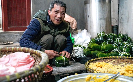 Làng bánh chưng Tranh Khúc vào vụ Tết Bính Ngọ