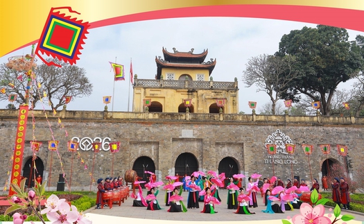 Đường hoa Tết trong Hoàng thành Thăng Long: Kinh kỳ vọng hội!