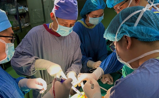 Cân não cứu sống cụ bà 83 tuổi đa chấn thương nặng do tai nạn sinh hoạt ngày cận Tết