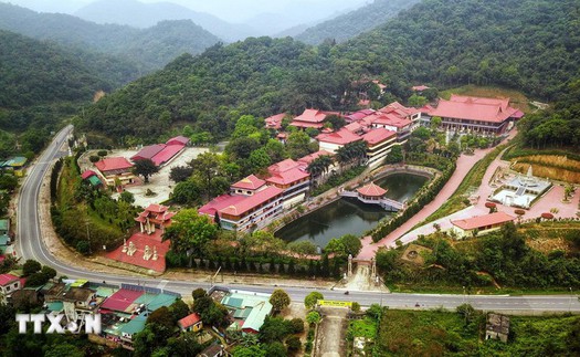  Du Xuân, lễ chùa tạo bứt phá cho du lịch tâm linh