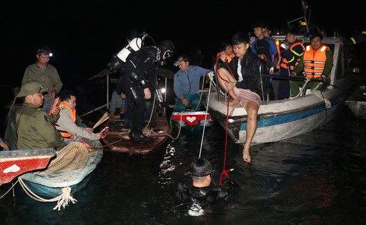 Lào Cai: Khẩn trương khắc phục vụ chìm tàu khách trên hồ Thác Bà