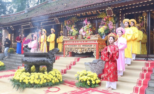 Lễ dâng hương tri ân Tổ Mẫu Âu Cơ