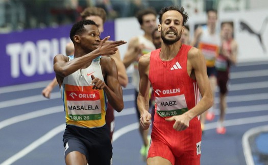 Ăn mừng phi thể thao, VĐV điền kinh nhận cái kết đắng 