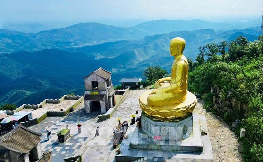 Điểm nhấn chuyển đổi số của Lễ hội Xuân Yên Tử 2026: AI và công nghệ ánh sáng hiện đại