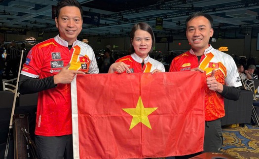 Hoàng Sao và các cơ thủ Việt Nam khởi đầu như mơ tại giải vô địch thế giới khi thắng dễ Hà Lan 3-0