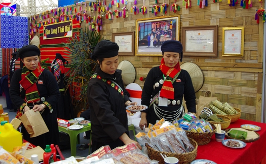 Hội chợ Mùa Xuân: Thuận tiện khi tiếp cận và cuốn hút trong trải nghiệm