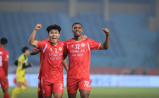 Tin nóng bóng đá Việt hôm nay 5/2: Futsal Việt Nam hướng mục tiêu tới giải Đông Nam Á; Lý Đức hạnh phúc khi được HLV Polking trao cơ hội.