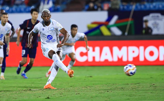 Penalty quyết định ngôi đầu bảng, Nam Định gặp Selangor tại bán kết ASEAN Shopee Cup