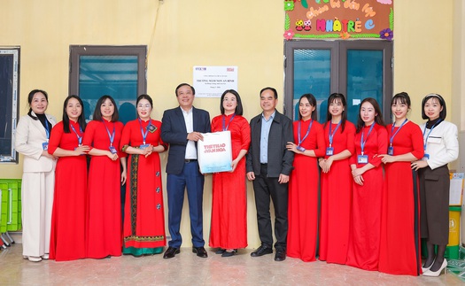 Viết tiếp hành trình "Vì mái trường cho em"