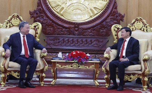 Tổng Bí thư Tô Lâm và Tổng Bí thư, Chủ tịch nước Lào gặp hẹp
