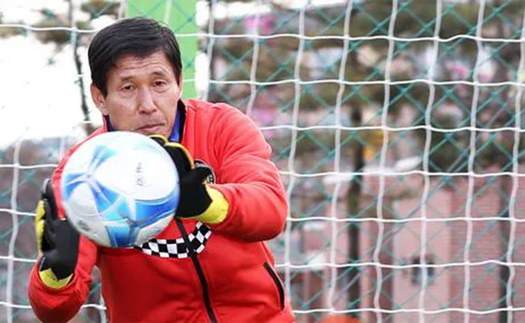 Huyền thoại bóng đá Hàn Quốc kêu gọi cải tổ bóng đá trẻ sau trận thua trước U23 Việt Nam