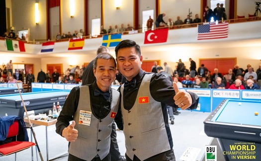 Hai cơ thủ Việt Nam xuất sắc vượt qua đội Đức, giành chức vô địch thế giới