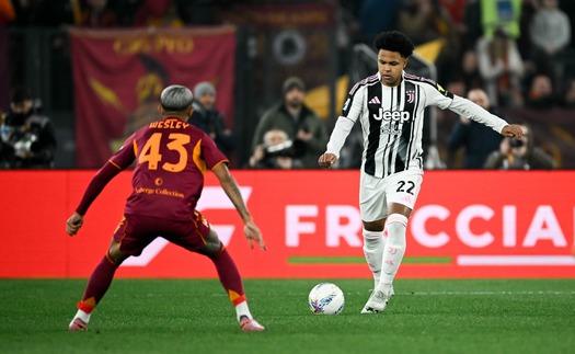 Juventus chia điểm Roma sau trận cầu có 6 bàn thắng