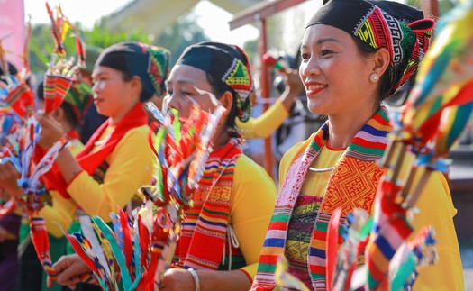 "Mùa Xuân và tuổi trẻ" tại Làng Văn hóa - Du lịch các dân tộc Việt Nam