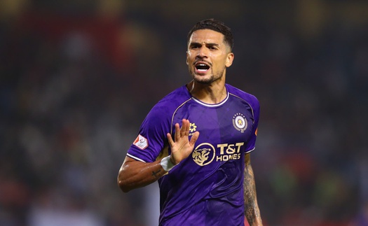 Hoàng Hên là 'món quà' của HLV Kim Sang Sik