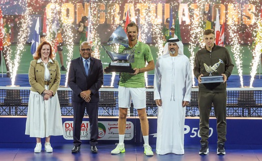 Medvedev và loạt ngôi sao quần vợt mắc kẹt tại Dubai vì chiến sự Trung Đông