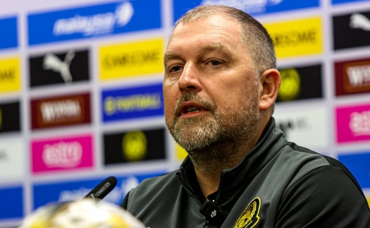 HLV Cklamovski thất vọng khi Malaysia bị xử thua đội tuyển Việt Nam