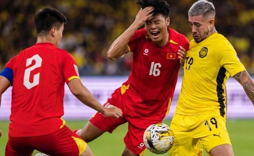 ĐT Việt Nam thăng tiến mạnh mẽ trên BXH FIFA mới nhất, Malaysia tụt không phanh