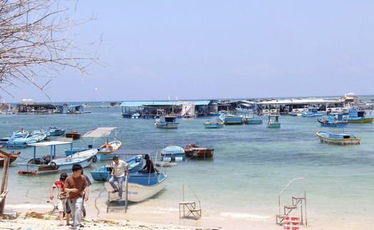 Kết nối sản phẩm du lịch giữa đất liền với đặc khu Phú Quý