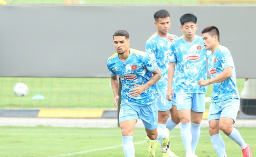 Đội tuyển Việt Nam: Tuyến giữa của Hoàng Đức hay Hoàng Hên?