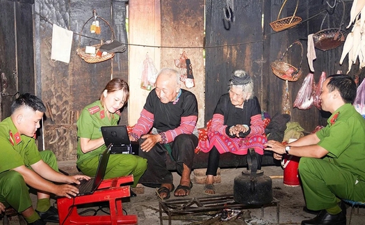 Lan tỏa "Bình dân học vụ số", thu hẹp khoảng cách số