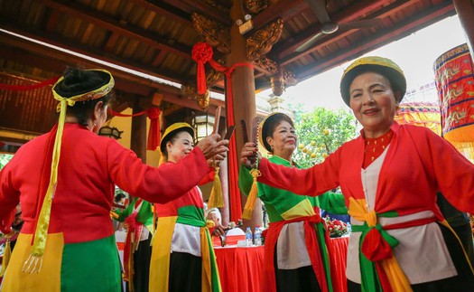 Lễ hội truyền thống Di tích Quốc gia đặc biệt đền Bạch Mã